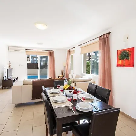 Protaras Holiday Cl19 וילה פאראלימני
